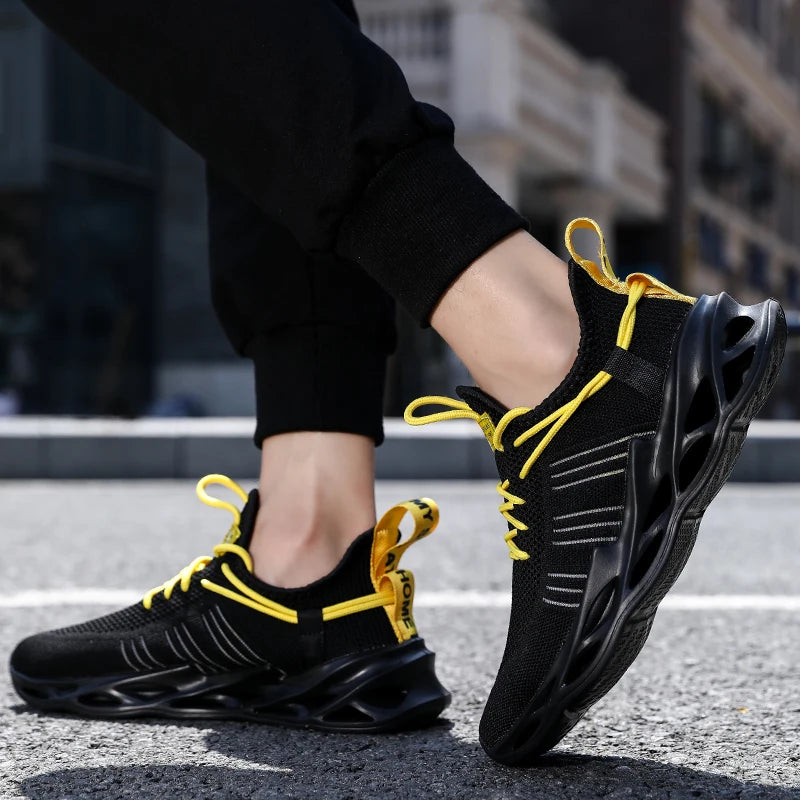 Men's Shoes Summer Outdoor Sports Breathable Mesh High-quality Running Fashionable Thick Soled Women's Casual Training Shoes