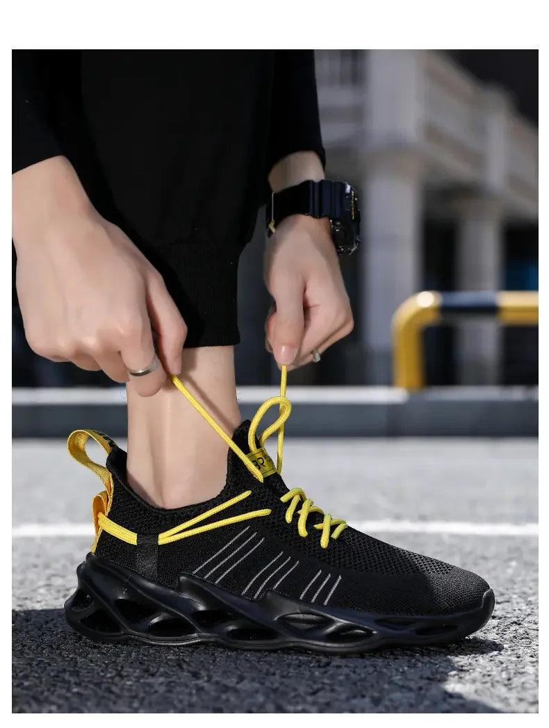 Men's Shoes Summer Outdoor Sports Breathable Mesh High-quality Running Fashionable Thick Soled Women's Casual Training Shoes